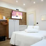 Hotel Alba Boutique 4*