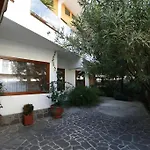 Alba Boutique Hotel 4*